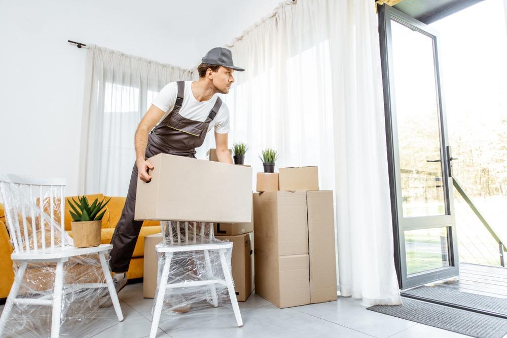 best movers in swift current ca