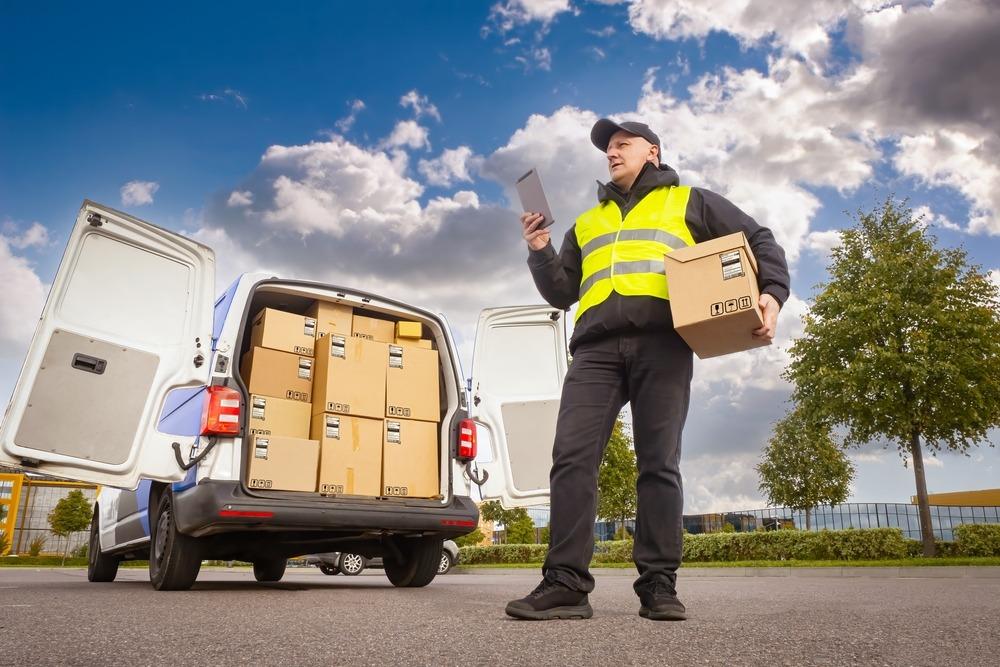 shipping services in west whittier-los nietos california