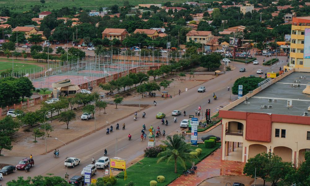 Moving company Bahamas to Burkina Faso