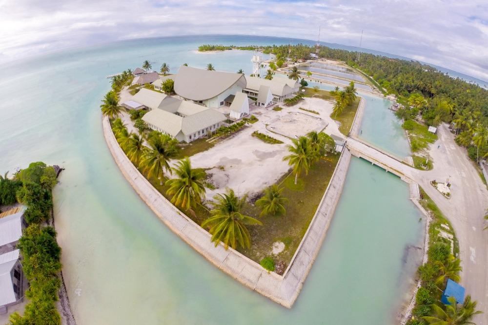 Moving company Bahamas to Kiribati