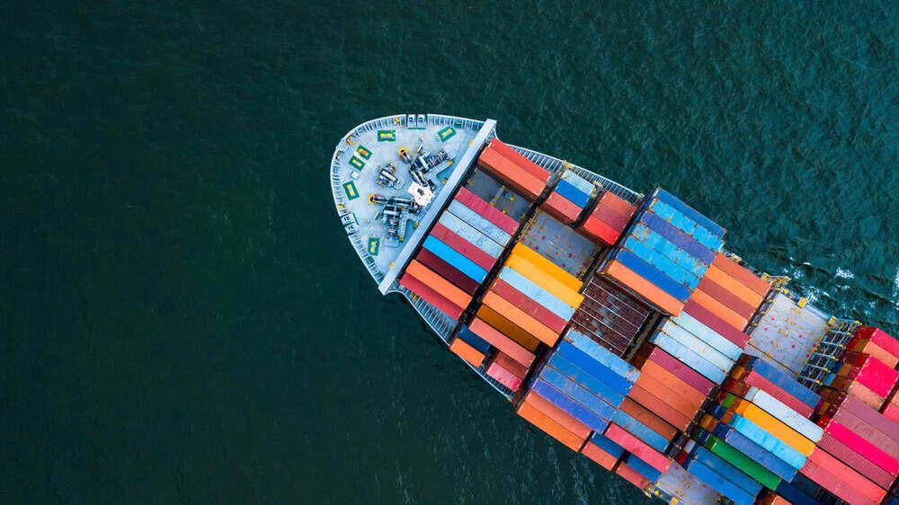 Benefits and opportunities in self-packing - Freight Transportation Company - Point and idea summary - international move details on tax, visas, vaccinations, laws, and possible destinations and challenges 